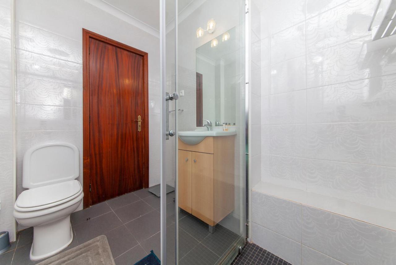 לאגוּ‏ש B18 - Village Street Apartment מראה חיצוני תמונה