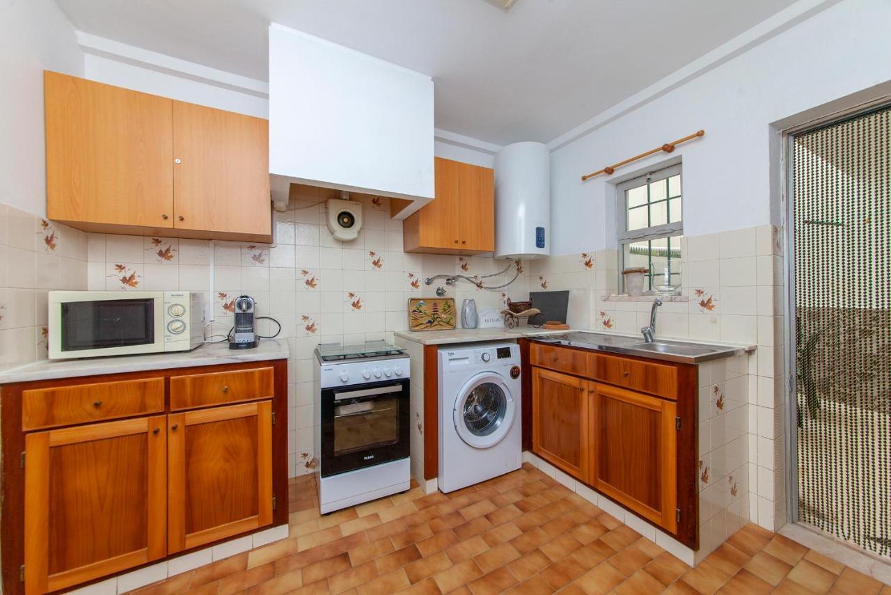 לאגוּ‏ש B18 - Village Street Apartment מראה חיצוני תמונה