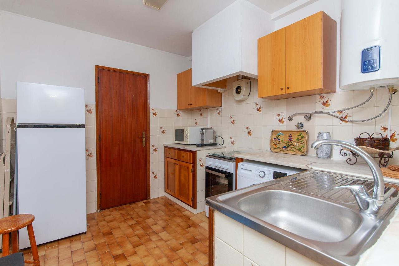 לאגוּ‏ש B18 - Village Street Apartment מראה חיצוני תמונה